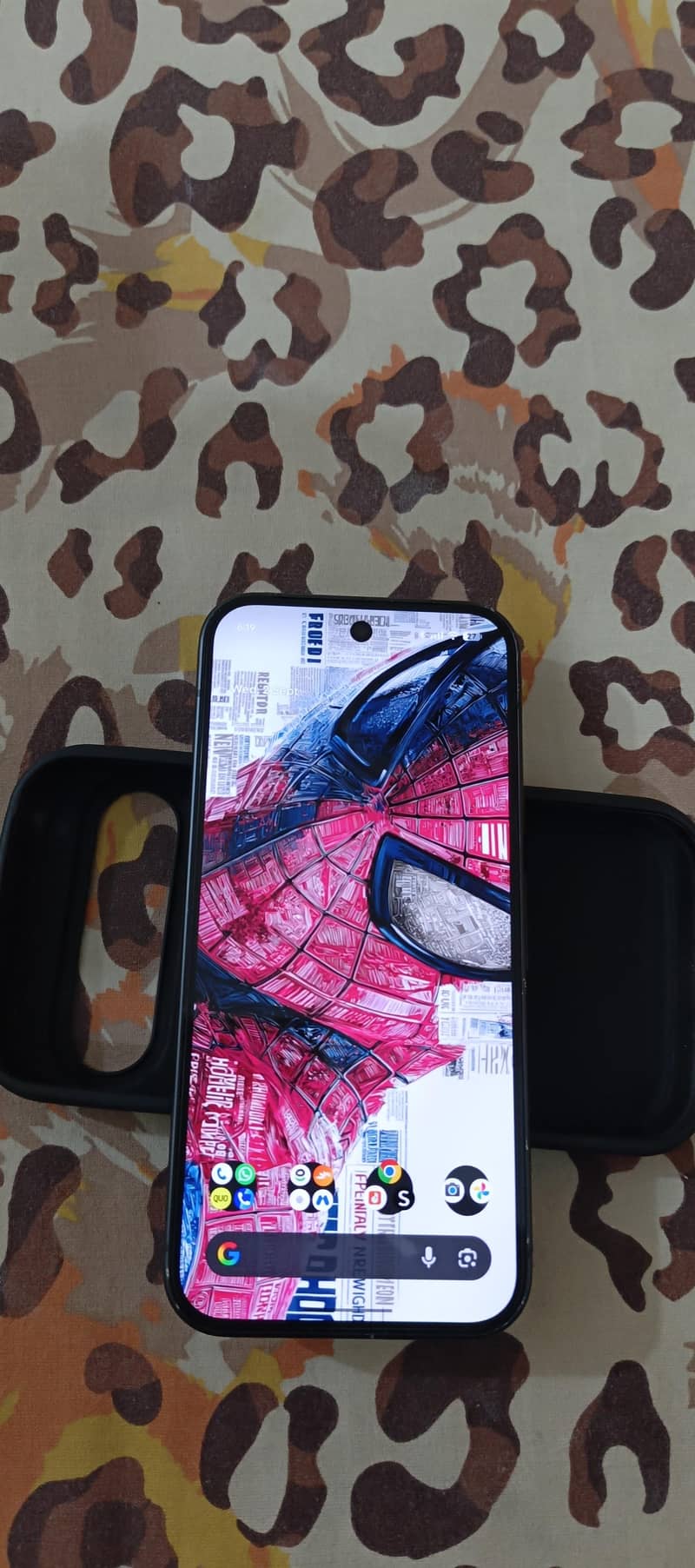 Google Pixel 9 Black 1
