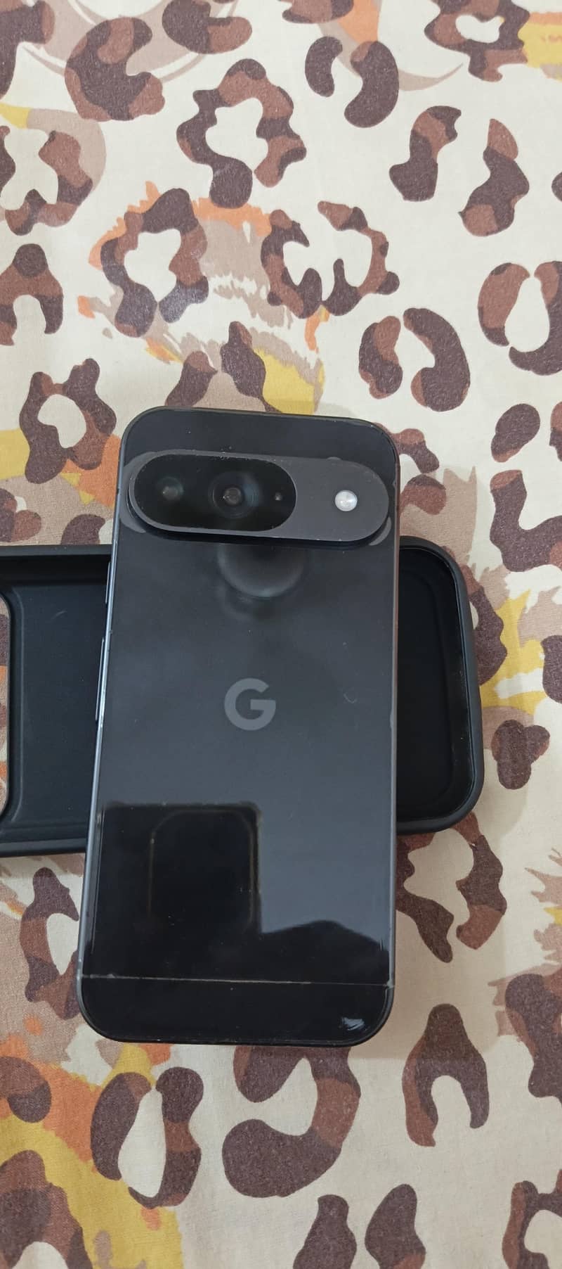 Google Pixel 9 Black 3