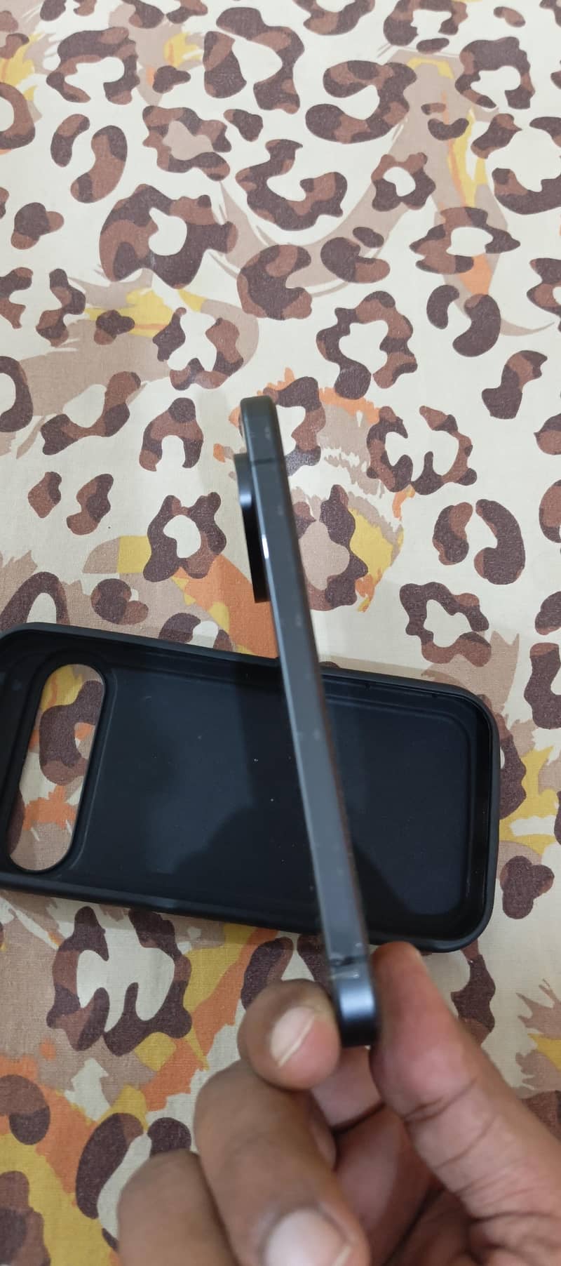 Google Pixel 9 Black 4