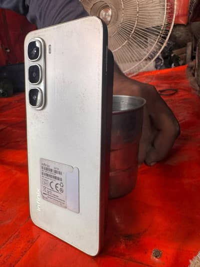 Infinix Hot 30i