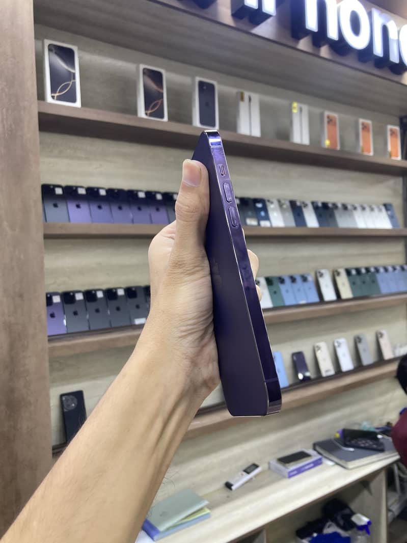 Apple iPhone 14 Pro Max 5