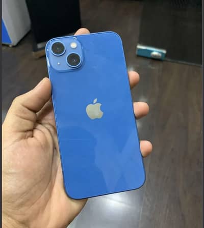 Apple iPhone 13