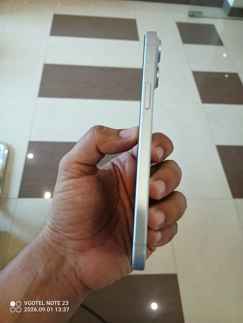 Apple iPhone 15 plus 4