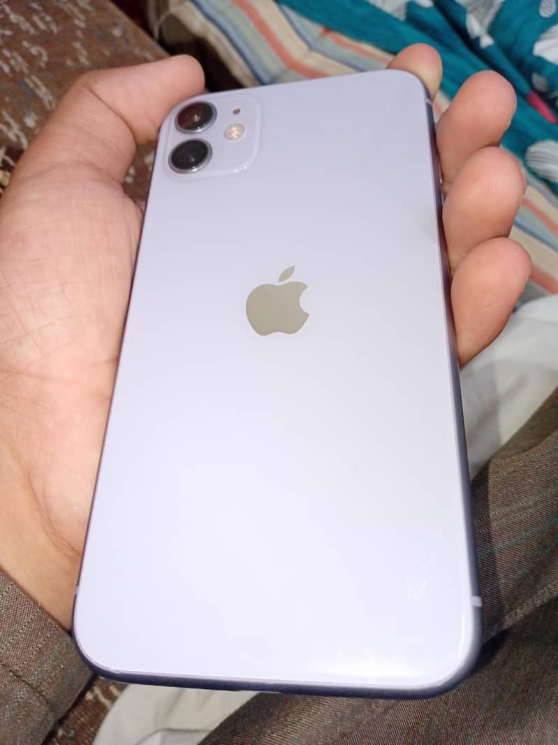 Apple iPhone 11 0