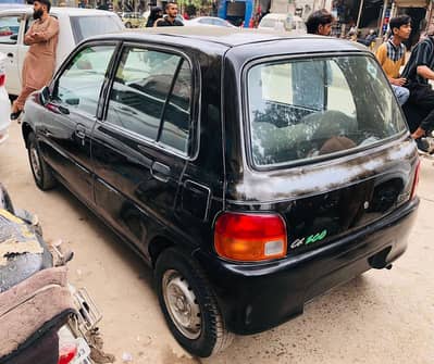 Daihatsu Cuore 2011