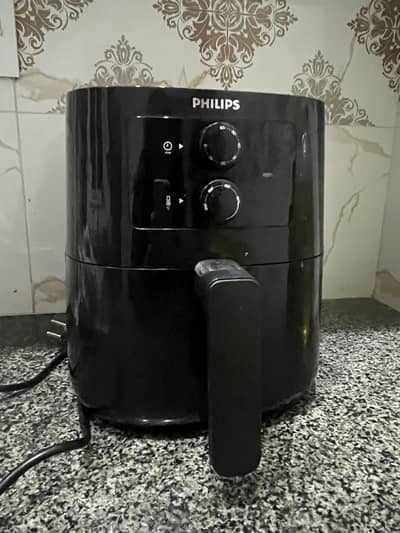 Philips Essential Airfryer HD9200 (4.1L) –  2 Year Warranty
