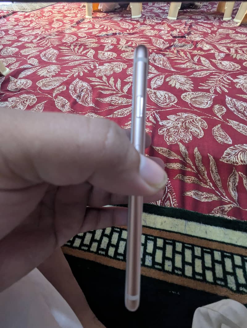 Apple iPhone 8 2