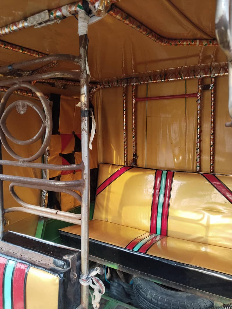 auto rickshaw 3