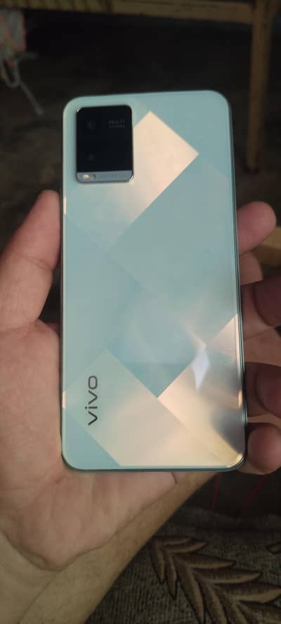 Vivo y21