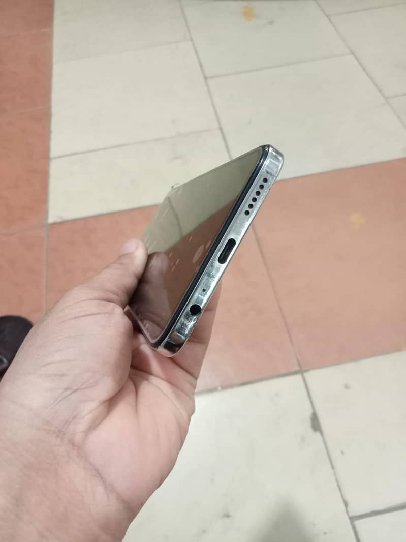 Tecno SPARK 30 Pro 3