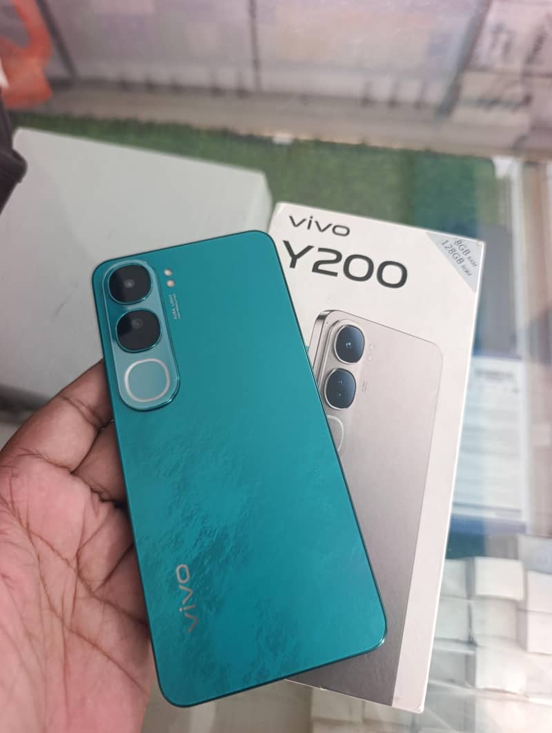 Y200 FULL BOX 0
