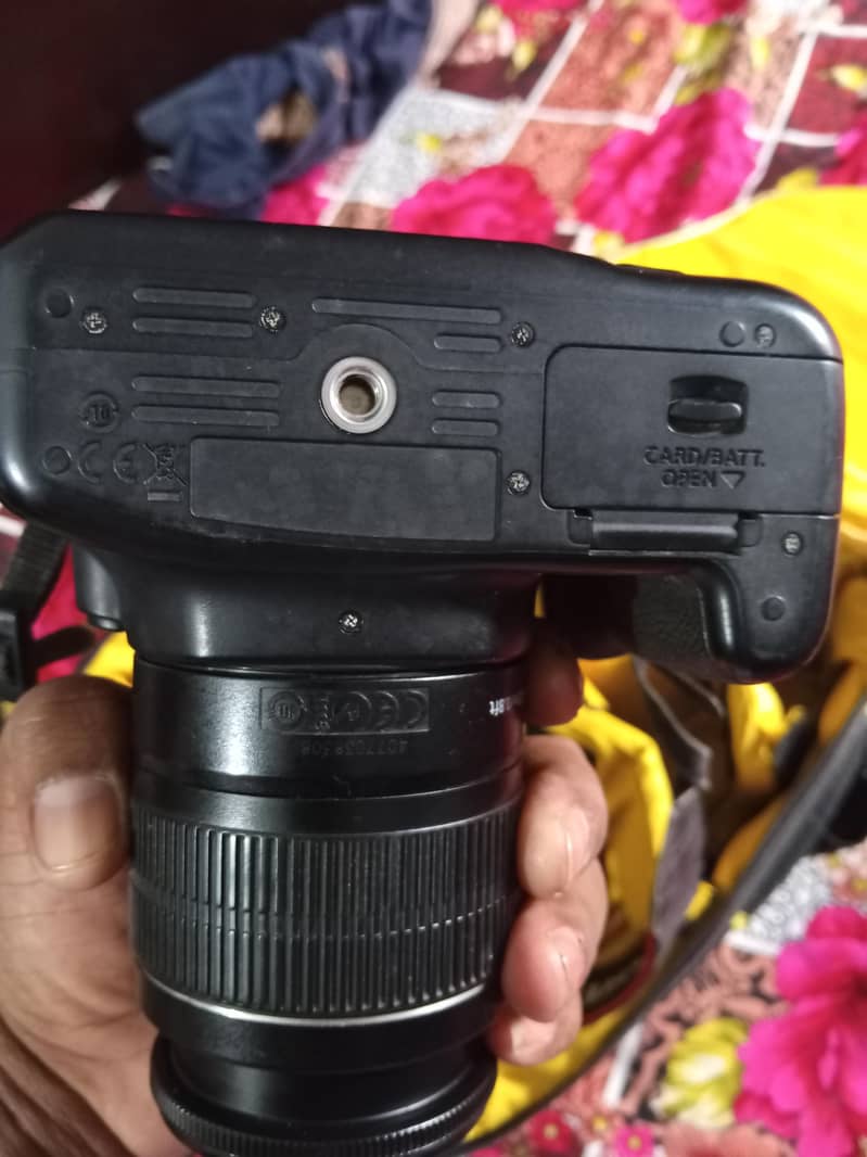 1200D 4