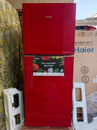 Haier fridge for sale good condition 10 by 10 ha