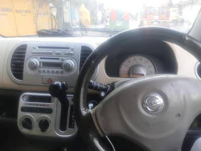Nissan Moco 2010