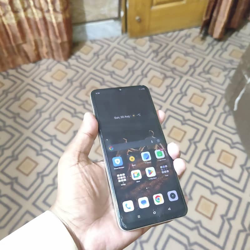Realme C53 4