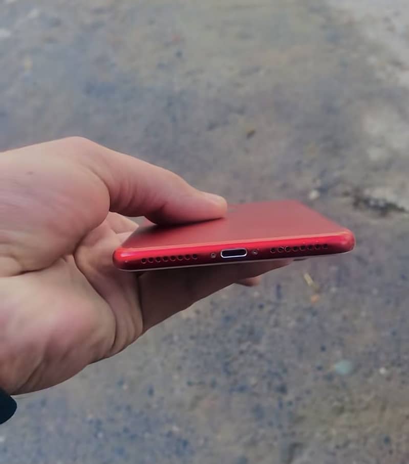 Apple iPhone 7 Plus 1