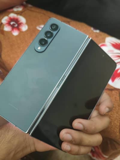 Samsung Mobile Z Fold 4
