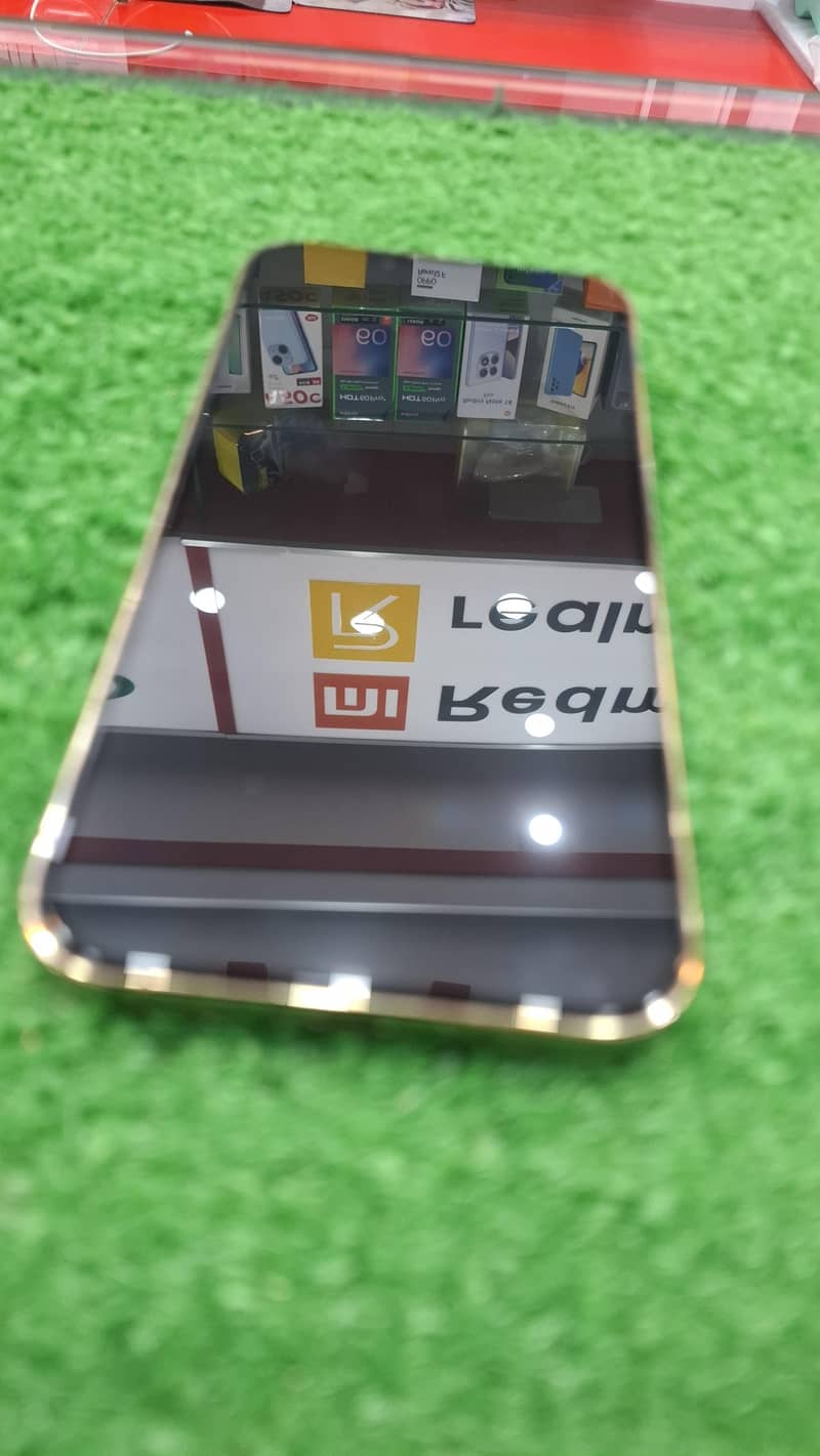 Apple iPhone 13 Pro 2