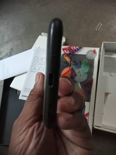 Samsung Mobile M11 03102630152