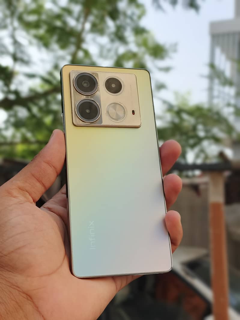 Infinix Note 40 1