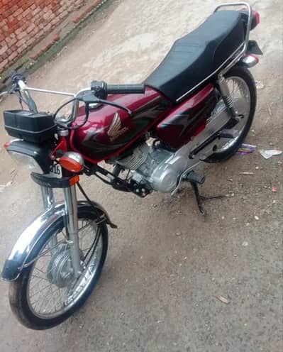 honda cg125 model 2023lush condition  03235177750