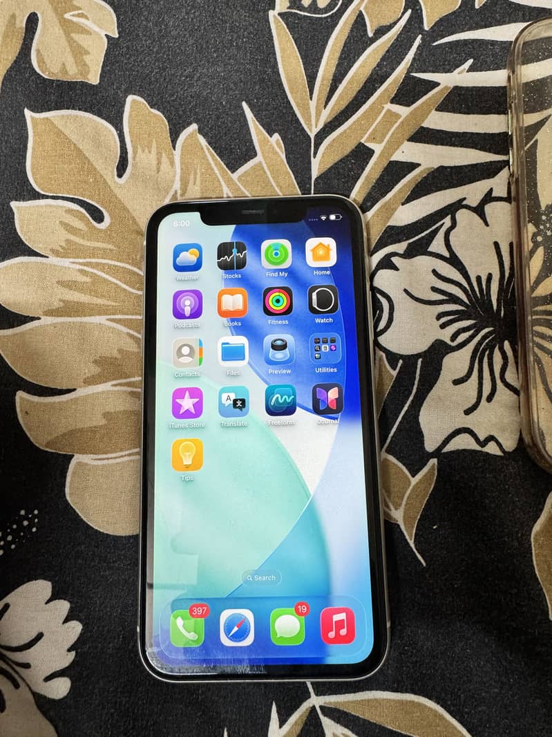 Apple iPhone 11 0