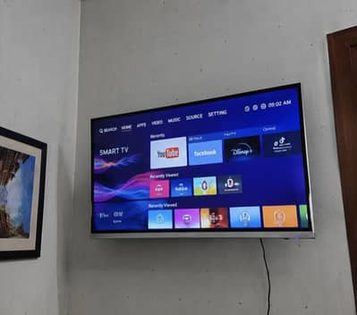 32 inch Android LCD