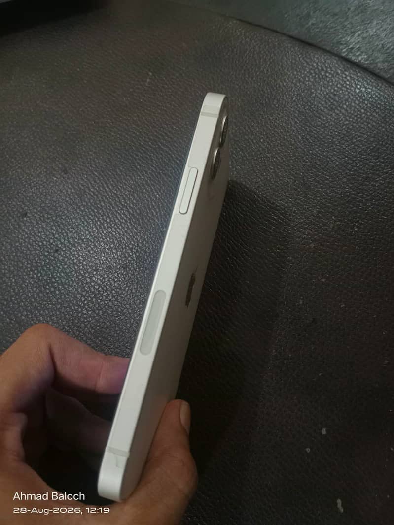 Apple iPhone 12 7