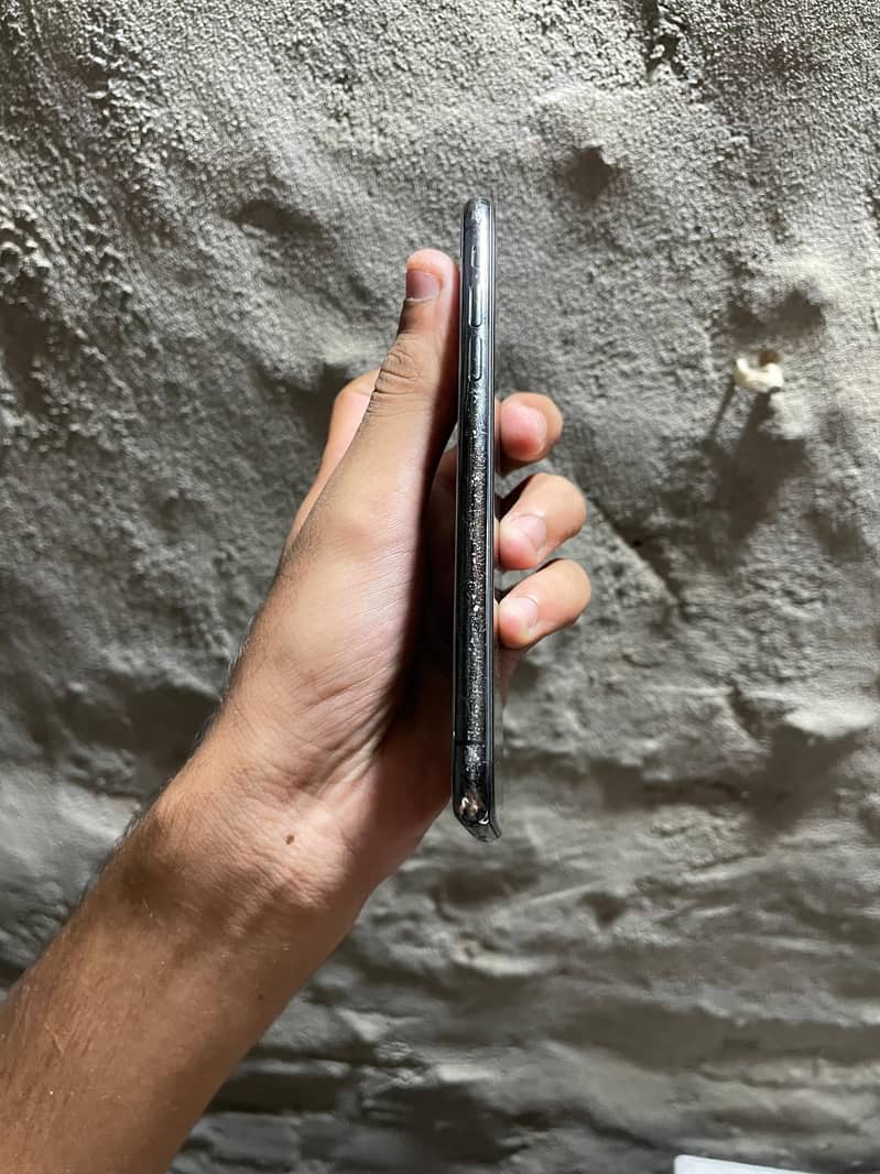 Apple iPhone X 2