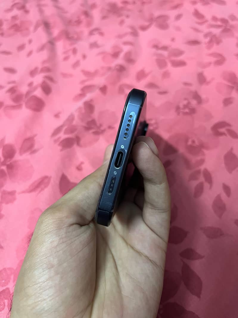 iPhone 15 pro max sim working 5