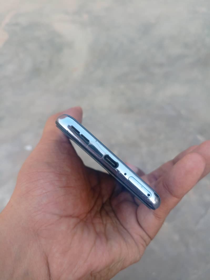 OnePlus 9 5G 4