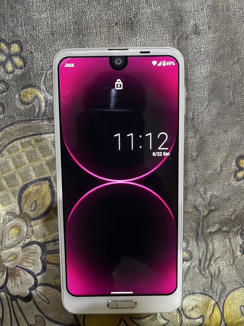 Sharp Aquos R2 1