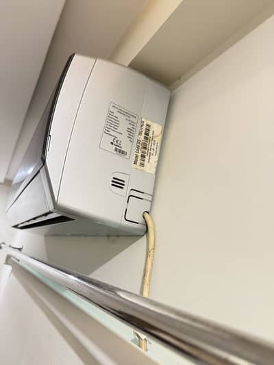 WORKING CONDITION GREE AC 1.5 ton