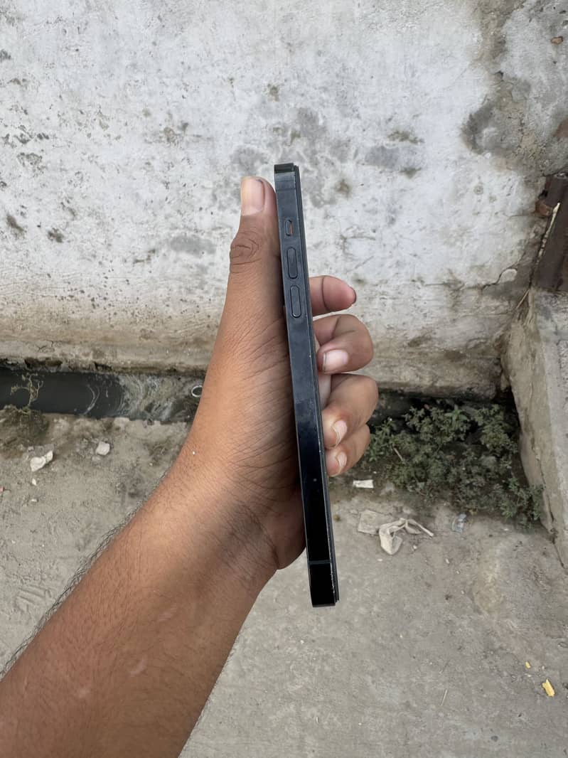 Apple iPhone 14 Pro Max 2