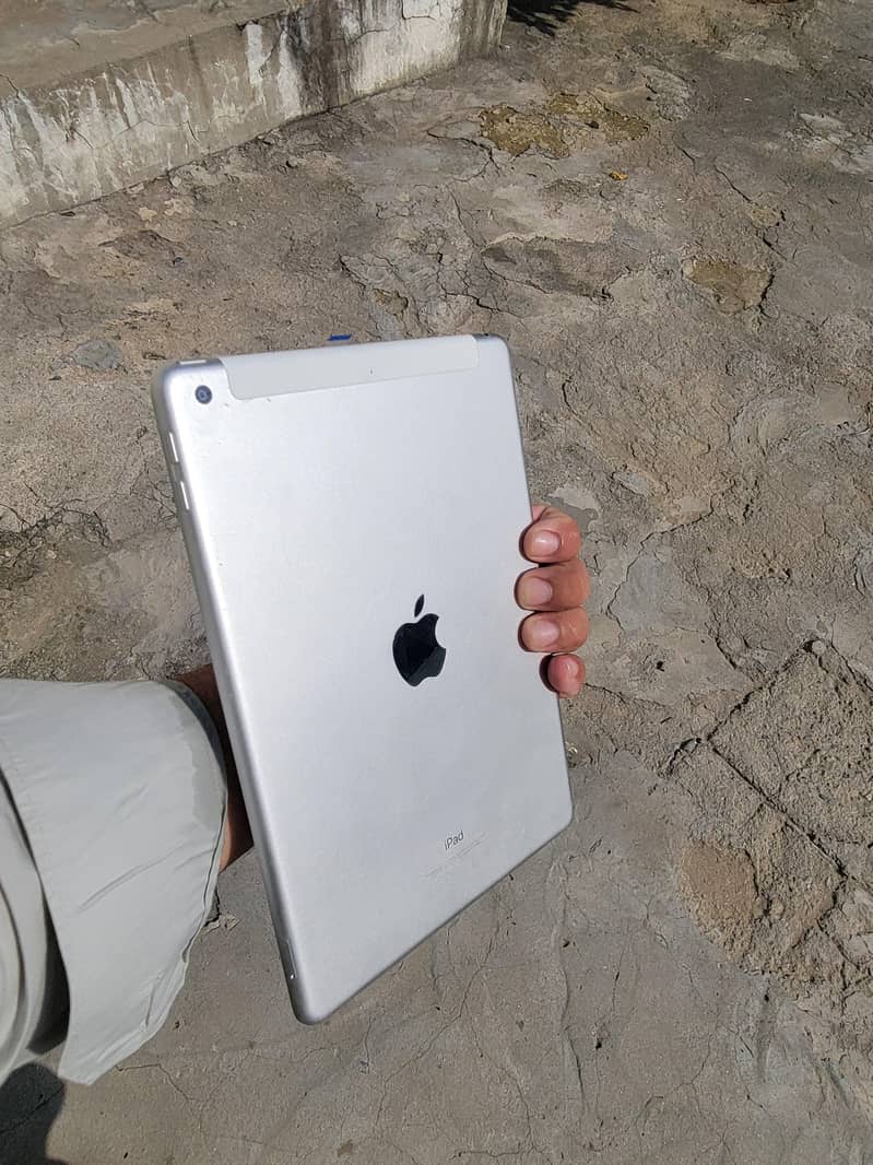Apple iPad 5th Generation 5