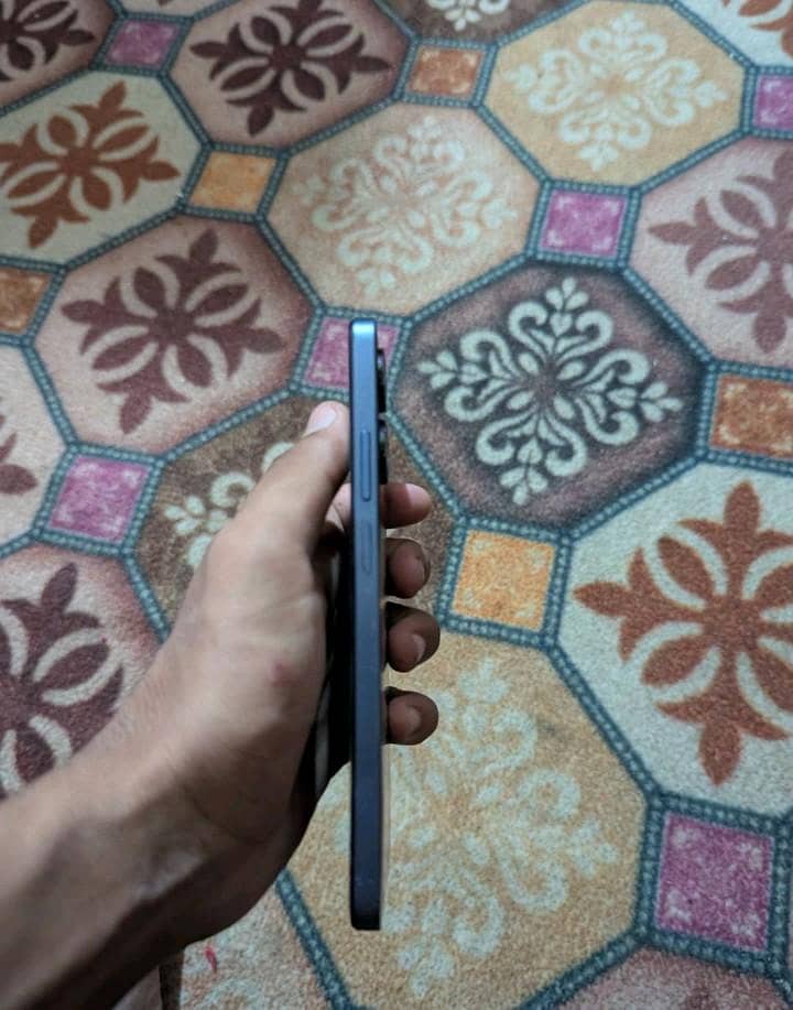 Realme Note 60 1