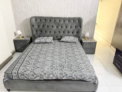 Pur wooden bed