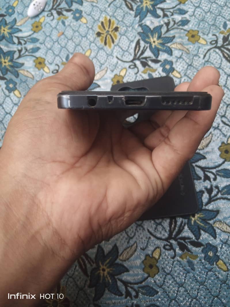 Tecno CAMON 20 2