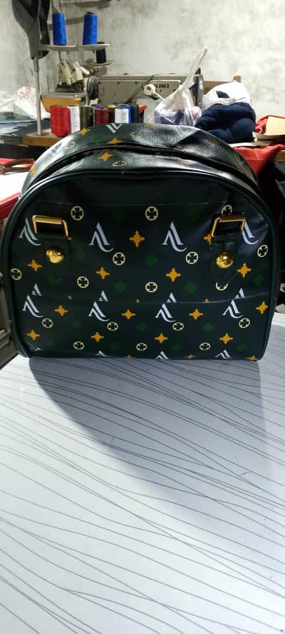 Hand bag