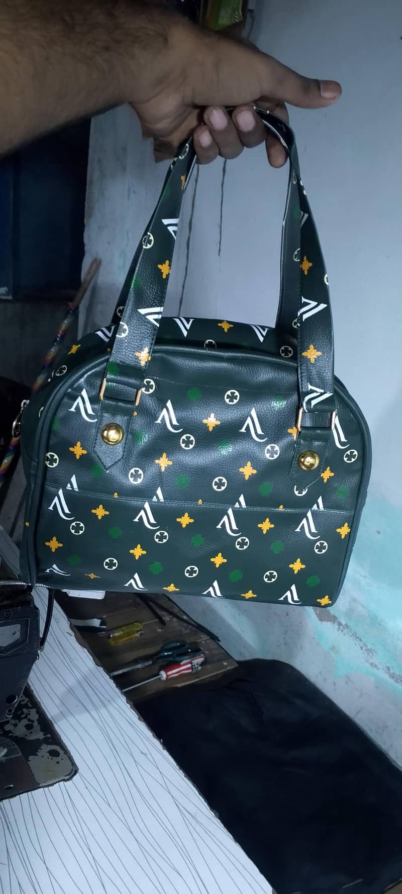 Hand bag 4