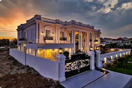 SYED BROTHERS PROUDLY OFFERS: 2-Kanal Elegant And Fully Furnished Spanish Bungalow With Basement Is Available In The Best Block Of DHA Lahore.