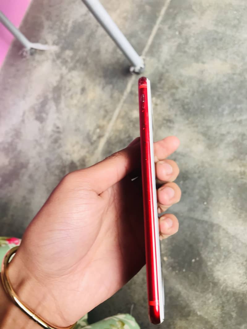 Apple iPhone 7 Plus 4