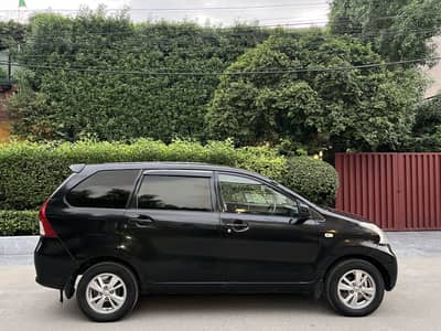 Toyota Avanza 2013