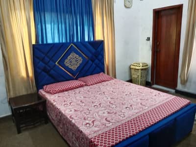 poshish bed only 1 year used