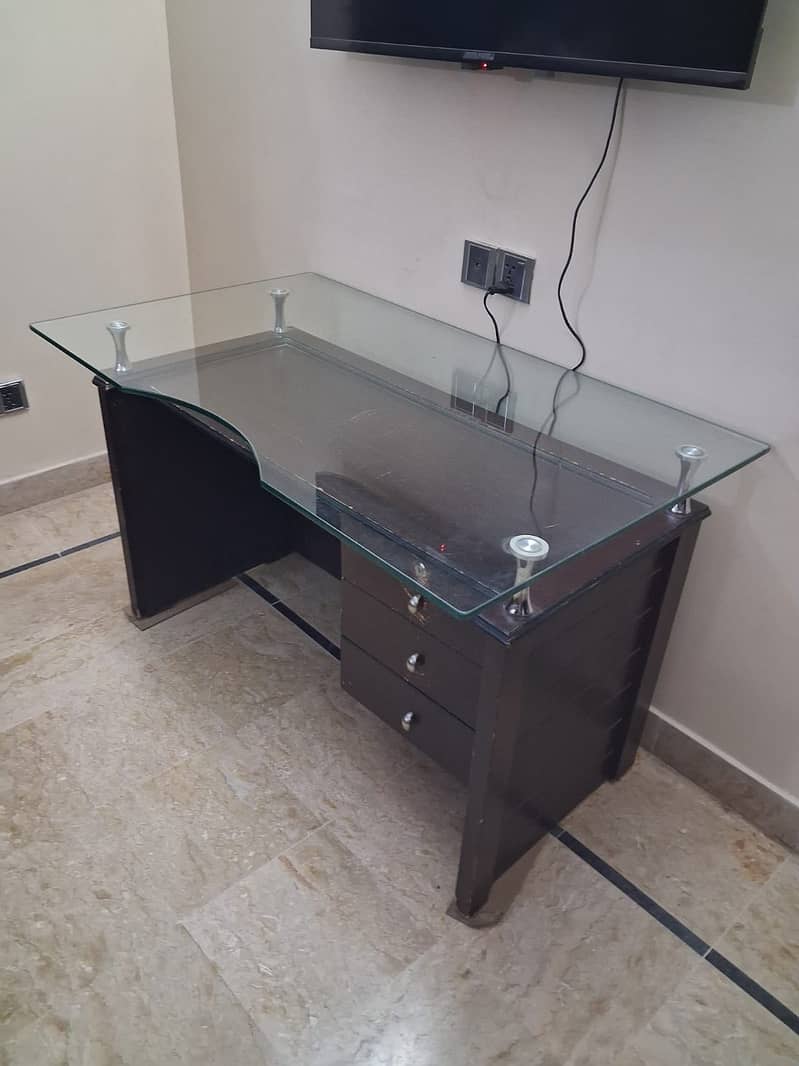 Office/Study Table 1