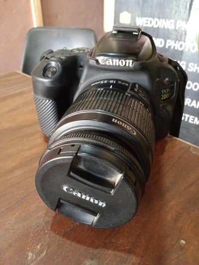 Canon 200D Good Condition