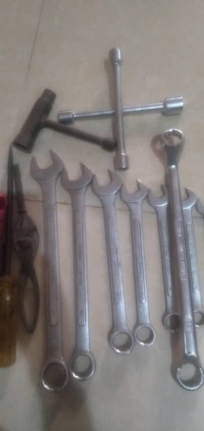 Bike and car tools