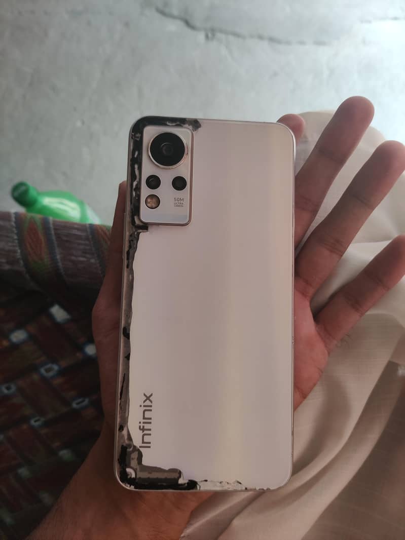 Infinix Note 11 1