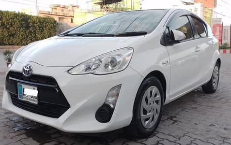 Toyota Aqua S 2015