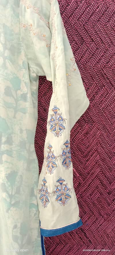 Beautiful 3 Piece Ladies Suit – Embroidered Sea Green & Blue